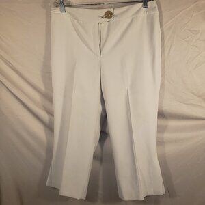 Tribal White Capri Pants, Size 12